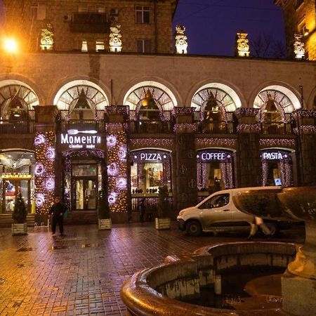 Khreshchatyk Apart Hotel 911 Kyiv Exterior photo